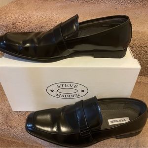 Mens black Steve Madden dress shoe